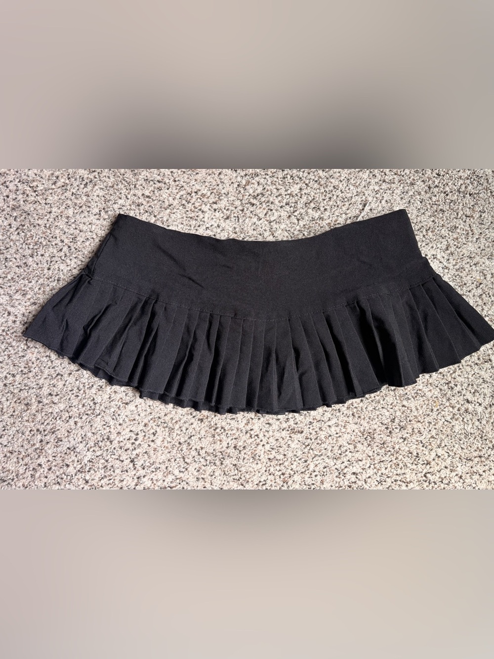 Women's Black Pleated Micro Mini Skirt - Y2K- Vintage - Low Rise
